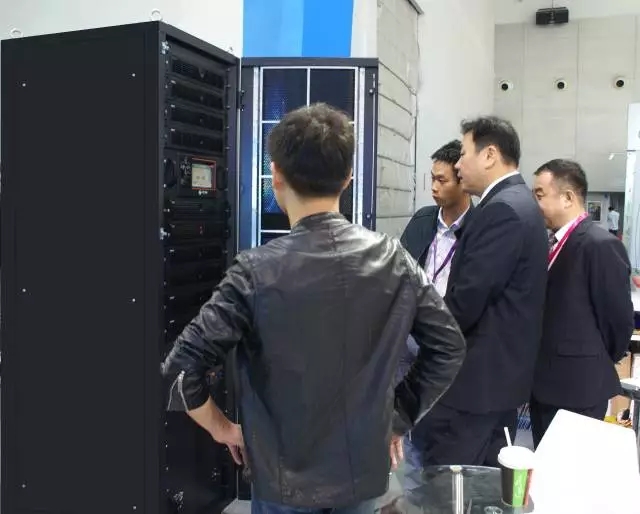 惠州市惠阳区刘光滨区长莅临新葡萄8883官网AMG展厅